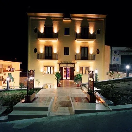 Hotel Ypsigro Palace Castelbuono (Sicily)
