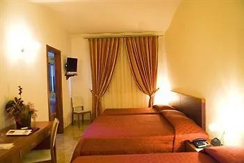 Ypsigro Palace 4*