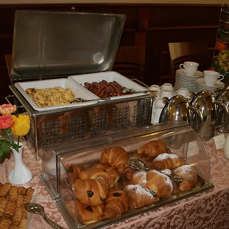 Ypsigro Palace Hotel Castelbuono (Sicily)