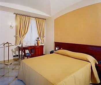 Ypsigro Palace Hotel